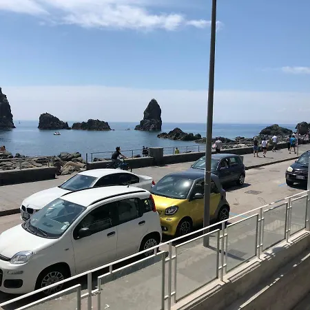 Acitrezza Sul Mare * アーチトレッツァ